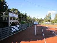 Tennisetribüün